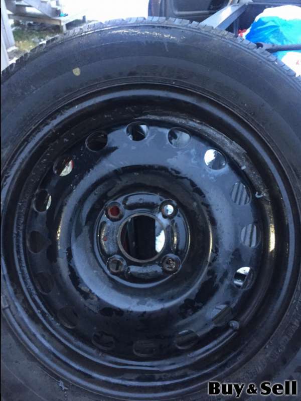 185 65R15;; all season radial tires and rims