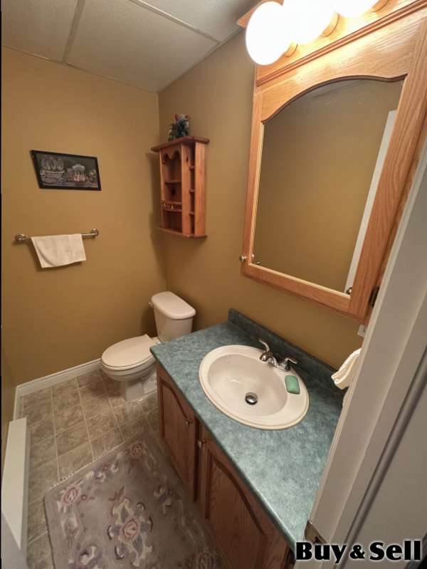 Bed setting for rent, own bathroom 