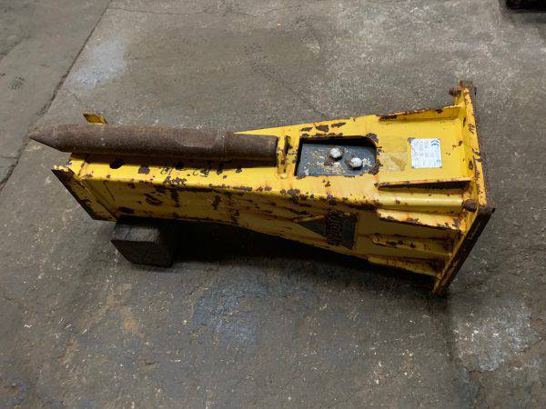 Unused Mustang SB300 Hydraulic Hammer