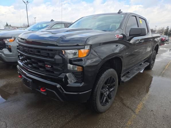 2024 CHEVROLET SILVERADO 1500 TRAIL BOSS 31K 5.3