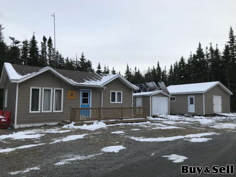 Cabin for SALE in Cental NL, Selby&rsquo;s Pond