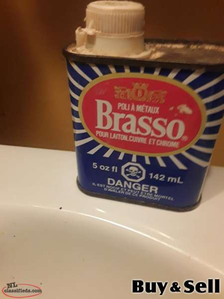 FIRM:::Vintage 1970s Brasso Tin. Partial Contents.