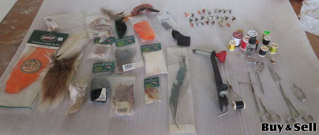 FLY TYING EQUIPMENT