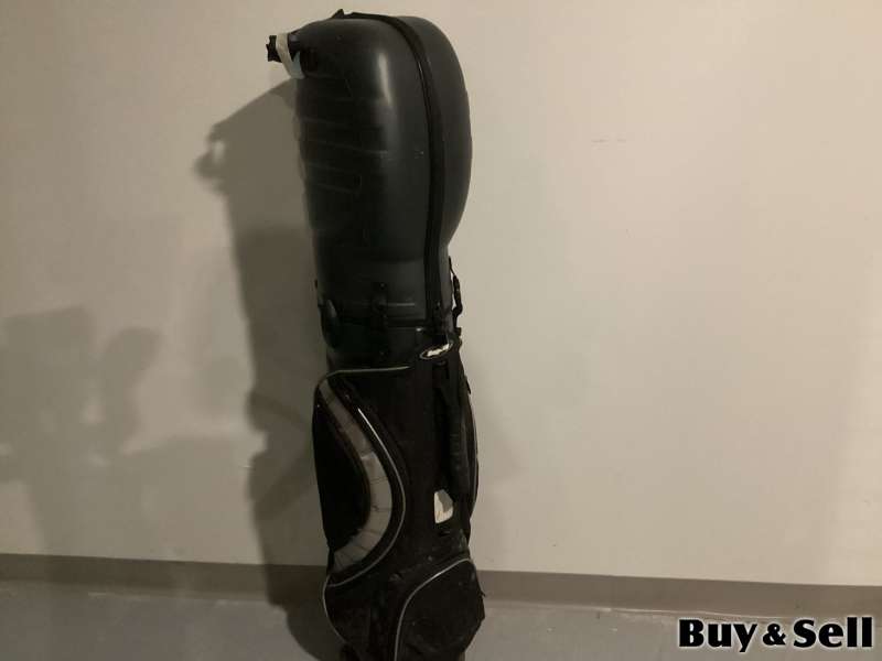 Golf travel case