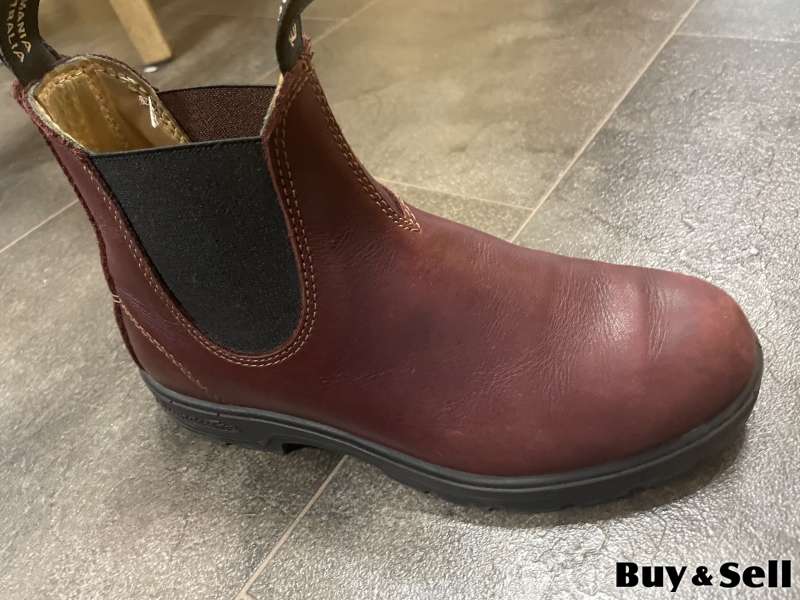 laced blundstones