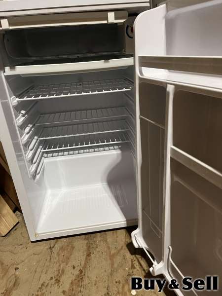 Mini/Bar Fridge PERFECT CONDITION