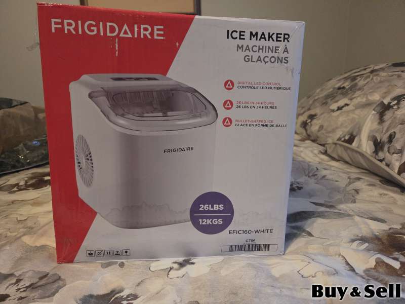 New Ice Maker Christmas Gift Never out of the box