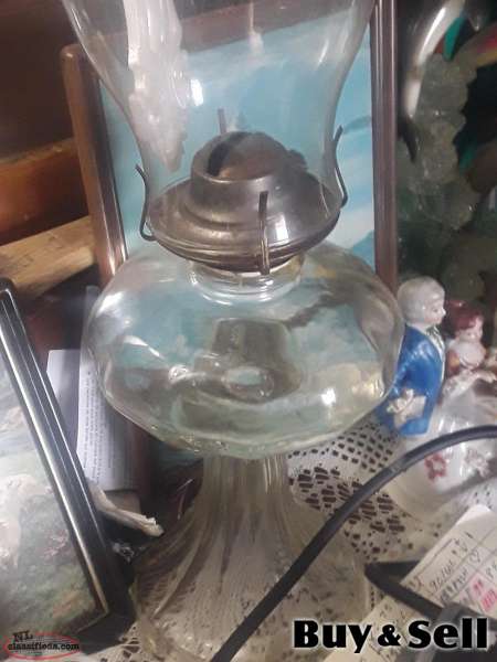 Oil Pedestal Lamp