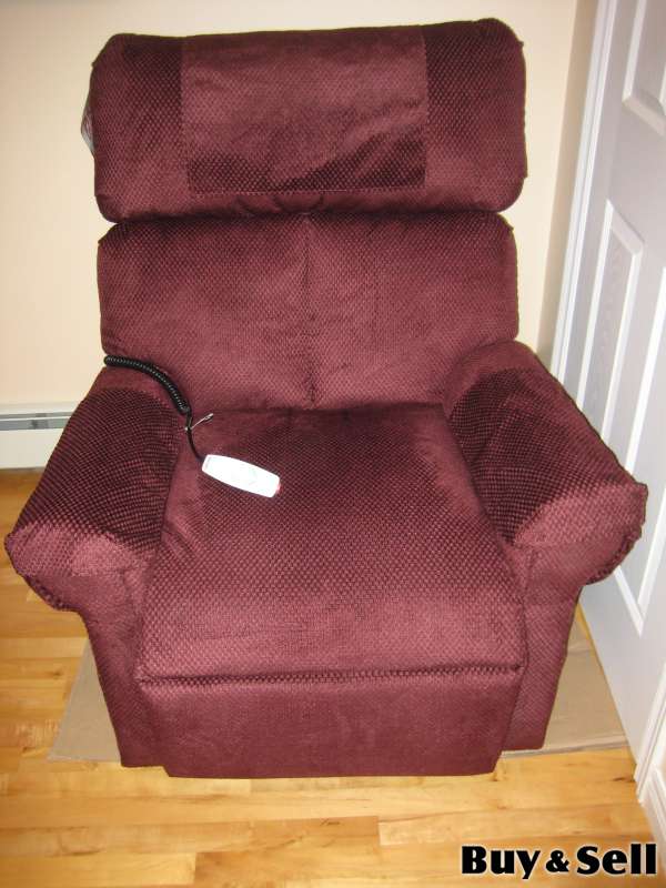 Power Lift/Recline chair for sale