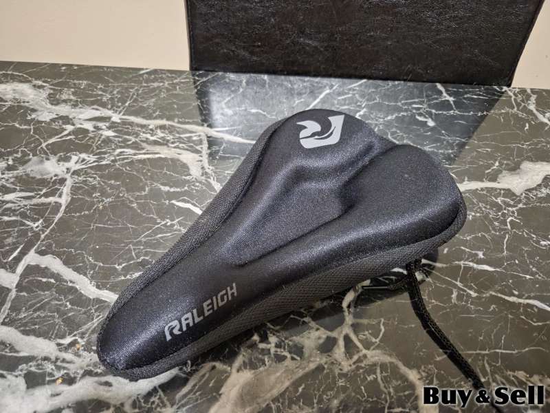 Raleigh Memory Foam Bike Seat Cover