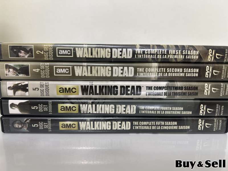 WALKING DEAD tv series box sets $35 FIRM!