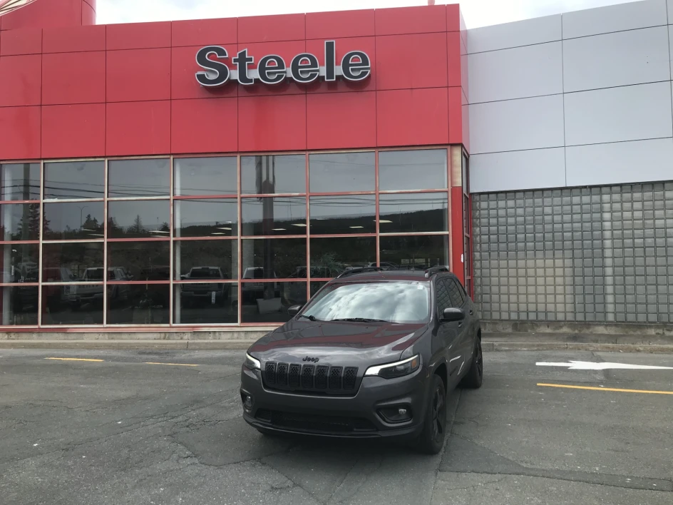 Used 2021 Jeep Cherokee Altitude
