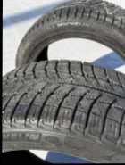 1 pair of Michelin X-ICE winter tires 225/45r17 - Photo 2 of 5