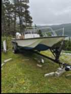 17.5 Boston whaler - Photo 2 of 4