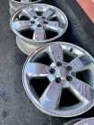 17 inch Chrome Rims - Photo 1 of 4