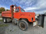 1992 International Dump Truck - Photo 4 of 6