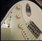 1995 Fender Stratocaster w/ case - Photo 4 of 8