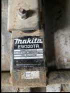 2 GAS MAKITA WATER PUMPS - Photo 3 of 4