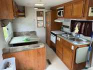 2001 Fleetwood Terry Limited Edition 24J Camper - Photo 5 of 10