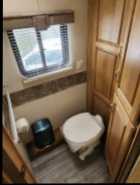 2002 Monaco Knight 36.5ft Diesel push  - Photo 12 of 19