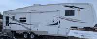 2004 Cedar Creek 5th wheel