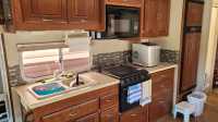 2005 F-450 Granite Ridge 31ft Class C Motorhome  - Photo 2 of 10