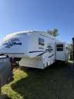 2005 Cougar 292 5th- Wheel Trailer