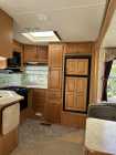 2005 Cougar 292 5th- Wheel Trailer - Photo 5 of 10