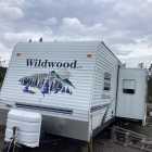 2006 WildWood LE couple&rsquo;s trailer Marine Park - Photo 1 of 10