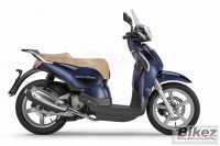 This fine Italian Crafted Scooter features a 200cc ...