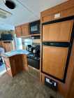 2009 29&rsquo; Conquest by Gulf Stream Supreme Travel Tr - Photo 4 of 9