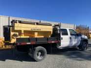 2009 Ford F450 Salt Truck - Photo 4 of 5