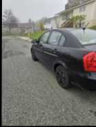 2009 Hyundai Accent  - Photo 3 of 5