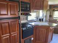 FOR SALE 2010 27RLS COUGAR LITE COUPLES TRAILER by - Photo 14 of 19