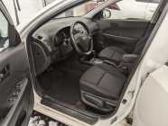 2010 Hyundai Elantra - Photo 4 of 7