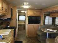 2011 32 ft Motorhome - Photo 2 of 8