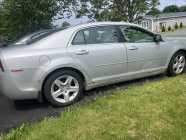 2011 chev malibu - Photo 2 of 3