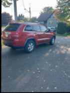 2011 Jeep Grand Cherokee Laredo 4x4 - Photo 2 of 6