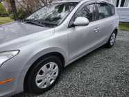 2012 Hyundia Elentra Touring  - Photo 1 of 8