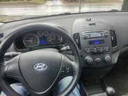 2012 Hyundia Elentra Touring  - Photo 2 of 8