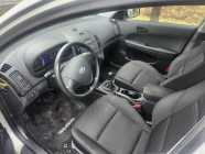 2012 Hyundia Elentra Touring  - Photo 3 of 8
