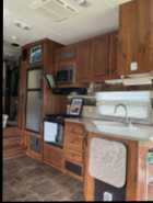 2012 Keystone Hornet Fifth wheel camper - Photo 4 of 10