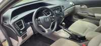 2013 Honda Civic Manual 70,000 km - Photo 9 of 10