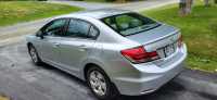 2013 Honda Civic Manual 70,000 km - Photo 8 of 10