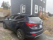 2013 Hyundai Santa Fe (Fully Loaded) - Photo 1 of 3