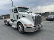 2013 PeterBuilt day cab - Photo 1 of 10