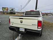 2014 Dodge Ram 4WD crew cab  - Photo 3 of 6