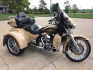 2014 HARLEY DAVIDSON TRI-GLIDE - Photo 1 of 8