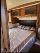 Camper / Travel Trailer / RV - Photo 5 of 10