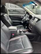 2015 Nissan Pathfinder SL - Photo 3 of 5